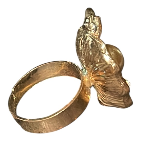 Vintage Statement Cocktail Ring – Gold Tone with Faux Pearls & Rhinestones - Picture 4 of 8